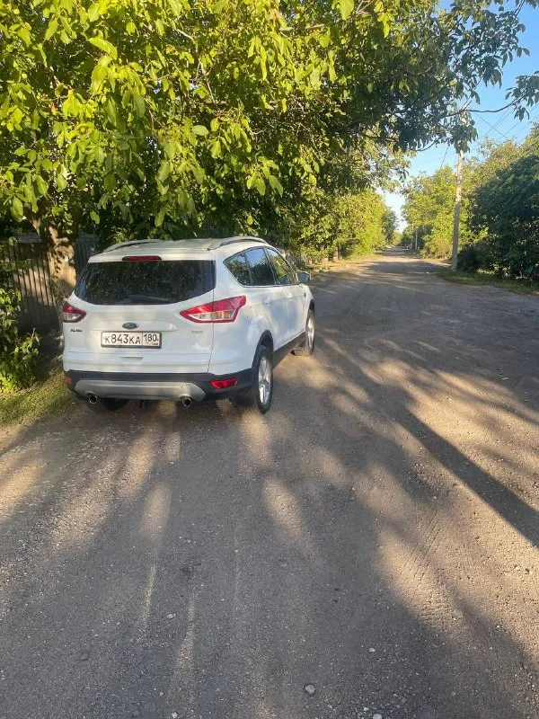 Продам свой ford kuga ecoboost. полный привод. 1.6 ат. 2014. 159000км. двухзонный климат контроль, подогрев лобового стекла, подогрев заднего стекла, подогрев зеркал, подогрев передних сидений. автоматическое складывание зеркал. хорошая заводская музыка с заводским саббуфером. большой вместительный багажник, дорогие led лампы. свет шикарный. установлен фаркоп официально с документами. месяц назад был заменён двигатель на новый. (не контрактный ) а именно новый. все документы на руках. вместе с заменой двигатель сразу провели большое то. замена основного радиатора, мойка со снятием радиатора кондиционера, мойка со снятием радиатора интеркулера. замена масла в раздатке, заправка кондиционера, замена антифриза и все прокладки, новый термостат, новые свечи. новый термостат, новая помпа, новый расширительный бочок, новые датчики температур. заказ наряд приложил фото. все работает без нареканий, двигатель только прошёл обкатку (2500 км. ) после обкатки поменял масло с фильтрами. 400 к 📞 звоните: +7(949)5311471 - фотография - 2