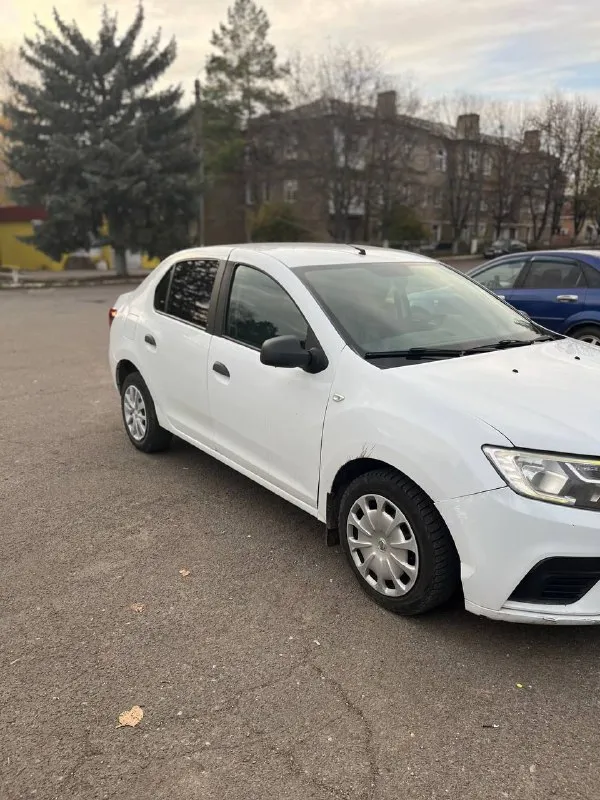 Рено логан 2019 года выпуска 1 владелец машина в отличном техническом состоянии. мотор(кап ремонт) коробка(кап ремонт), ходовая - новая работает, без лишних звуков и проблем. (на все есть чеки ) комплектация: заводская, электро пакет, подрулевые переключатели, кондиционер (работает), гур. абс. салон в отличном состоянии, пластик живой без дефектов. было одно дтп (не значительное, без нарушений геометрии кузова и тд. серьезного ничего нету, если хотите купите любую авто теку там все написано и расписано ) цена 520к (быстрым хороший торг) машина находится в г. докучаевск +79493119278 николай +79498704580 владислав - фотография - 6