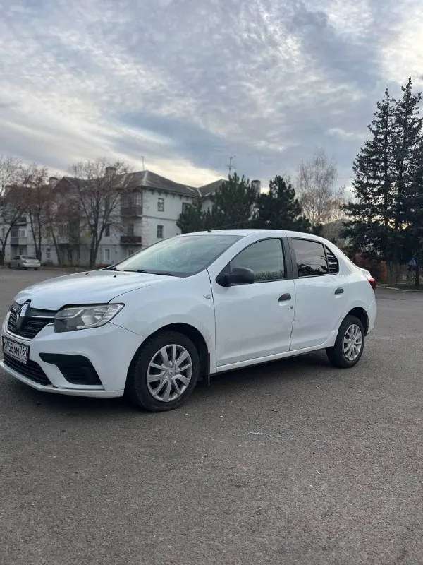 Рено логан 2019 года выпуска 1 владелец машина в отличном техническом состоянии. мотор(кап ремонт) коробка(кап ремонт), ходовая - новая работает, без лишних звуков и проблем. (на все есть чеки ) комплектация: заводская, электро пакет, подрулевые переключатели, кондиционер (работает), гур. абс. салон в отличном состоянии, пластик живой без дефектов. было одно дтп (не значительное, без нарушений геометрии кузова и тд. серьезного ничего нету, если хотите купите любую авто теку там все написано и расписано ) цена 520к (быстрым хороший торг) машина находится в г. докучаевск +79493119278 николай +79498704580 владислав - фотография - 7
