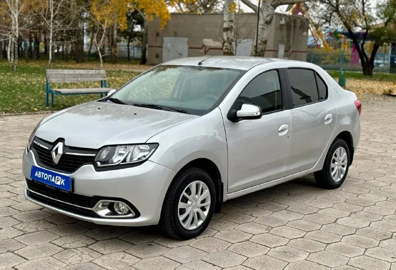 🇫🇷 renault logan 💰цена: 750 000р 🏢город: мариуполь 📅год выпуска: 2014 🧾пробег: 66 795 км. ⚙️двигател... - фотография