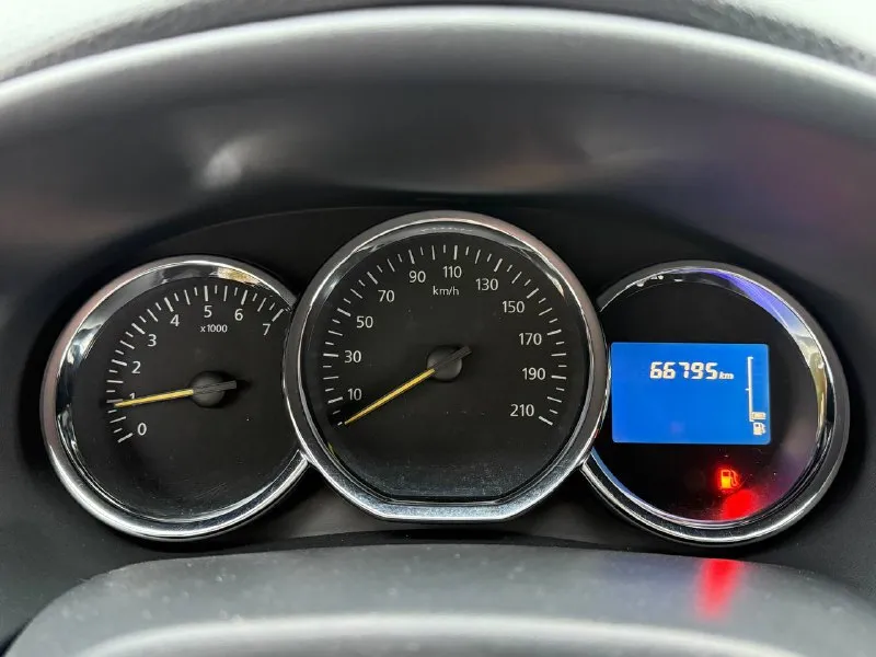 🇫🇷 renault logan 💰цена: 750 000р 🏢город: мариуполь 📅год выпуска: 2014 🧾пробег: 66 795 км. ⚙️двигатель: 1.6 ⛽топливо: бензин ⚙️кпп: механика 📞 телефон: +7-949-727-41-51 +7-949-551-91-52 +7-989-263-55-56 💾 описание: - фотография - 10