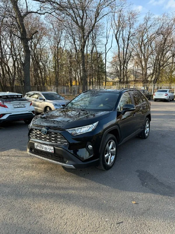 В продаже toyota rav4 v(xa50) 2020г. автомат 2.5/243л. с. гибрид пробег 80 000 км один владелец в пт... - фотография