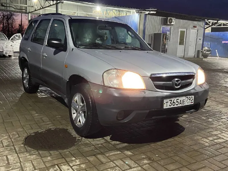Продам mazda tribute год выпуска : 2002 двигатель : 2.0 бензин. коробка : 5ст механика. полный привод документы чистые, база зелёная. авто технически в отличном состоянии, полный привод работает, автомобиль обслужен. ходовая в хорошем состоянии, ничего не стучит. чистый, опрятный салон. есть жизненные моменты по кузову. кондиционер рабочий, 4 эсп, хорошая магнитола, мультируль, электрорегулеровка зеркал. из вложений нужно поменять сцепление (лежит в багажнике). цена - 425 000 руб, торг у капота г. шахтёрск +7 (949) 443-15-22 +7 (949) 390-44-15 (тг и вацап на том же номере) 📞 звоните: +7(949)4431522 - фотография - 2