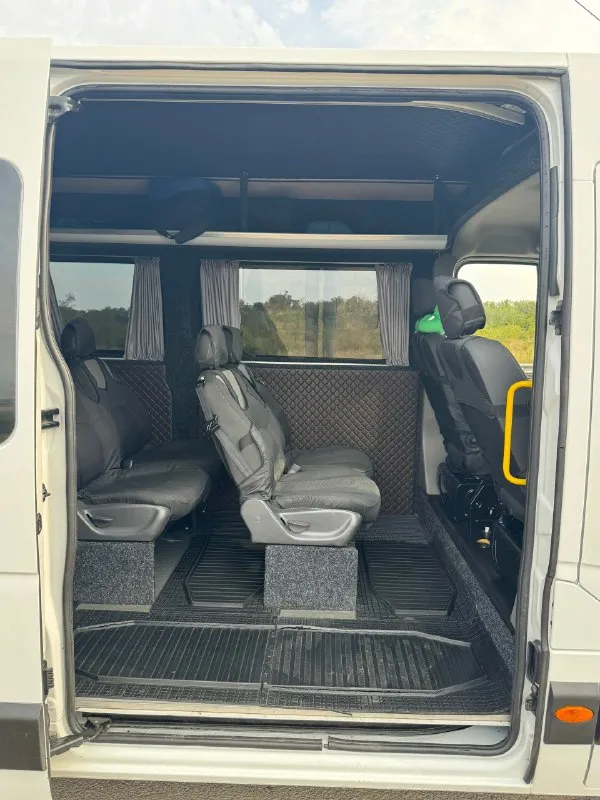 Продам renault мастер пассажир 8+1 (в категория) 2018 г идеальное состояние. капот и фары затянуты бронепленкой, стоят дорогие led линзы в фарах, полностью обесшумлен. стоит автономка на 4 квт. летняя резина continental новая, комплект зимней в подарок. гаражное хранение, машина улицы и стоянок не видела. я хозяин, на рос учет переоформление без проблем, будете 1 хозяином в рф 3.5 ₽ +79493684578 📞 звоните: +7(949)3684578 - фотография - 5