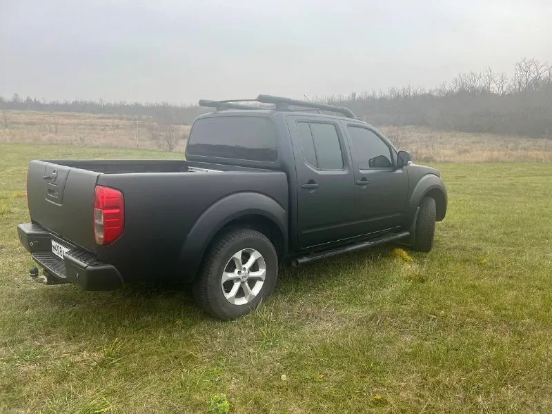 Продам nissan навару 2012 г. в., пробег 187 000тыс. дизель, 2.5. автомат, все датчики все кнопки работают, автомобиль обработан от коррозии, покрашен 8 месяцев назад, полностью обслужен. продажа не связана с автомобилем. территориально г. волноваха. цена 1850000 тел. для связи: +7 (949) 841-32-38 +7 (949) 599-39-22 📞 звоните: +7(949)8413238 - фотография - 8