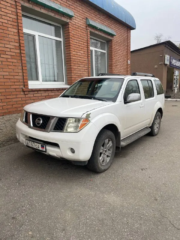 Продам авто nissan pathfinder r51, 2006г. двигатель после капиталки, работает ровно, на газу и на бе... - фотография