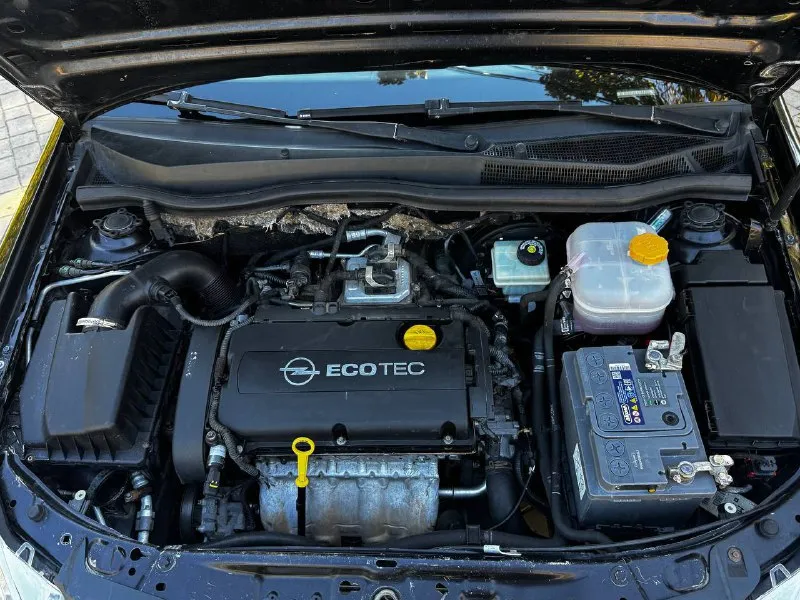 В продаже надёжный автомобиль opel astra h рестайлинг 2009 года выпуска автомобиль на надёжном моторе ecotec 1.6 бензин. работает отлично, не троит и не дымит. коробка механика, без каких либо нюансов, передачи не выбивает. ходовая часть обслужена. дополнительно установлена андроид магнитола. в автомобиле абсолютно всё работает исправно. вложений никаких не требует. по документам полный порядок, любой вид переоформления. осмотр донецк цена 520.000 ₽, возможен торг у автомобиля! ☎️ +7 (949) 628-72-17 📞 звоните: +7(949)6287217 - фотография - 10