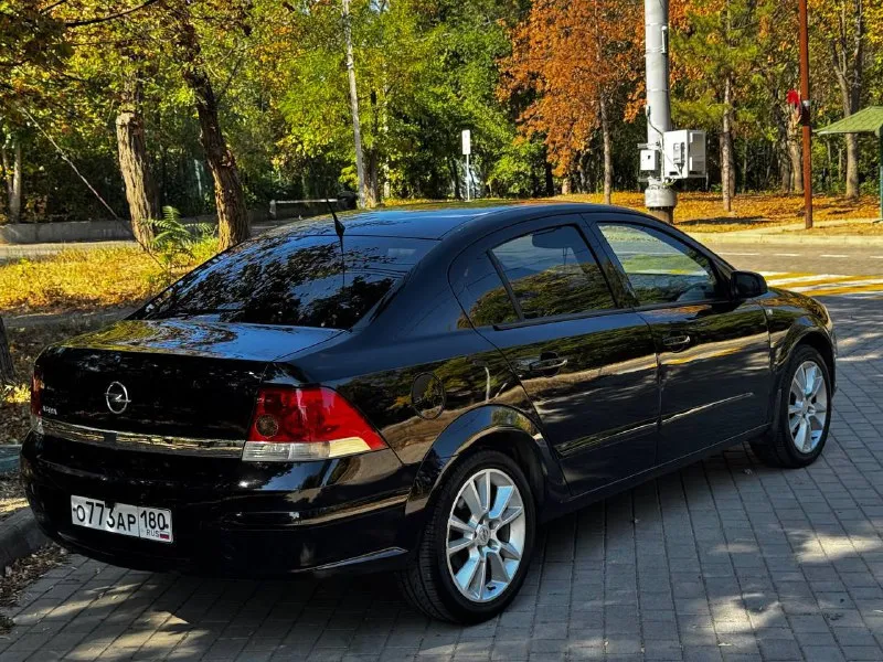 В продаже надёжный автомобиль opel astra h рестайлинг 2009 года выпуска автомобиль на надёжном моторе ecotec 1.6 бензин. работает отлично, не троит и не дымит. коробка механика, без каких либо нюансов, передачи не выбивает. ходовая часть обслужена. дополнительно установлена андроид магнитола. в автомобиле абсолютно всё работает исправно. вложений никаких не требует. по документам полный порядок, любой вид переоформления. осмотр донецк цена 520.000 ₽, возможен торг у автомобиля! ☎️ +7 (949) 628-72-17 📞 звоните: +7(949)6287217 - фотография - 2