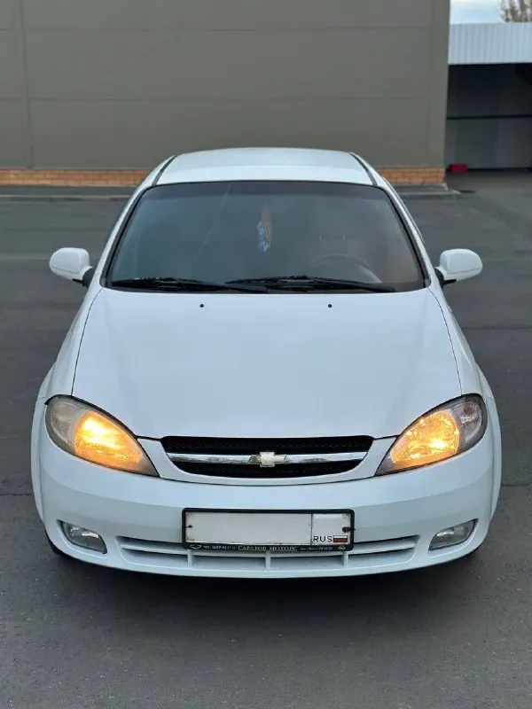 Продам: chevrolet lacetti 1.6 топливо: бензин год: 2007 тип кпп: автомат ✅ пробег: 180.000 км - автомобиль в хорошем состоянии для своих лет. 4 владелец по птс. надежный, экономичный, недорогой в обслуживании. гаражное хранение. масло, фильтра, колодки - заменены. ✅ кузов: без гнили, есть вмятина на перед. левом крыле, и бампера новые не в цвет, на лобовом стекле - трещина - смотрите фото❗️ - двигатель: не троит, не дымит, масло - не расходует. ✅ комплектация: - птф, airbag, сигнализация - кондиционер - 2 комплекта ключей - 2 комплекта колес ✅ документы: птс - оригинал, на учете, без штрафов и ограничений на регистрацию. - продажа с переоформлением в мрео 📍осмотр в г. донецк, калининский р-н. после 18 ноября ‼️ цена: 480.000 руб дополнительные фото по запросу. 📞🇷🇺звоните: +7 (949) 394-79-04 - фотография - 3