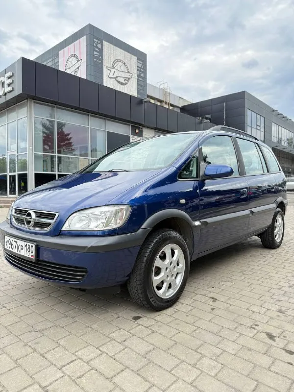 Opel зафира а 2004г автомобиль в отличном состоянии двс 1.8 в отличном состоянии. установлено итальянское евро 4 автомобиль пригнан из германии в 2020г заводской окрас гнили нет. все стекла, включая лобовое заводские. пробег 205 тыс км кондиционер работает. новая резина документы чистые, любое переоформление. цена 595 тыс. руб. торг остальные вопросы по +79496167066 📲 tg: @djdjv12 📞 звоните: +7(949)6167066 - фотография - 2