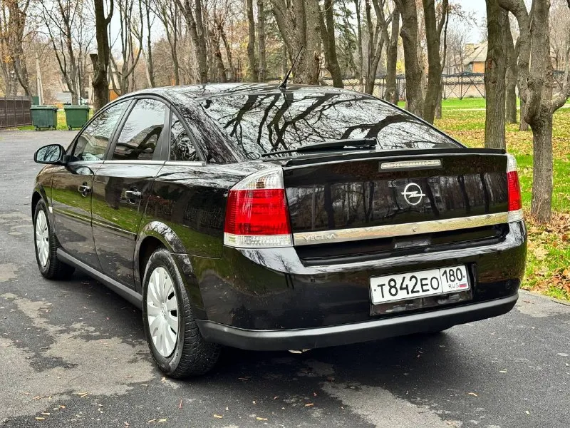 Opel vectra c 2007 года выпуска 1.8 бензин 175.000 км пробег механика 1 владелиц, в 2018 году пригнали из германии авто не бито все стекла заводские включая лобовое состояние огонь цена:650.000 руб. торг у капота все интересующиеся вопросы по тел отвечу либо при встречи +79493829905 📲 tg: aut⭕️time dnr 📞 звоните: +7(949)3829905 - фотография - 3