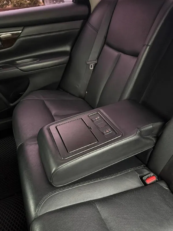 Nissan teana, 2014 г. , в отличном состоянии. 2.5 бензин, акпп (вариатор). техника на отличном ходу, пробег 212ткм. , вариатор работает как положено. автомобиль вложений не требует. хорошая комплектация: кожаный салон, полный электропакет передних сидений, раздельный климат, обогрев всех сидений, бесключевой доступ, мультируль, навигация, круиз, 2 ключа. расход по трассе 7 л. салон в отличном состоянии. юридически чист. г. донецк. цена 1 050 000 рублей, торг у капота +79802421711 (телеграм, max, вотсап) - фотография - 7