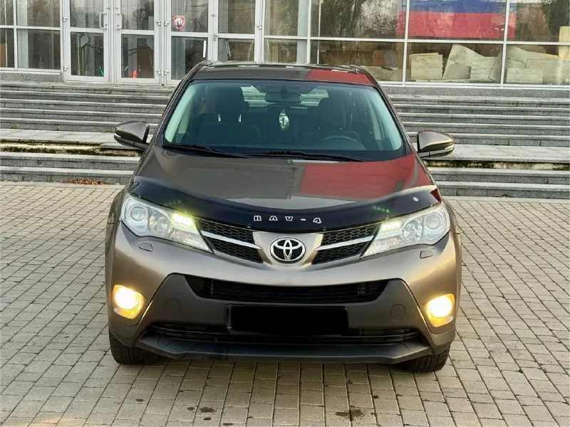 Toyota rav-4 официал эксплуатация с 2014 года двигатель 2.0 бензин коробка автомат пробег родной 145тыс. км автомобиль в достойном состоянии, кузов без дтп и окрасов ! двигатель, коробка, ходовая на 5+, вложения не требует от слова совсем ! с документами полный порядок любой вид оформления ! цена 1.635 звоните остальное по +79497525498 бывает проблема со связью телеграмм на этом же номере ! 📲 tg: r. b 📞 звоните: +7(949)7525498 - фотография - 7