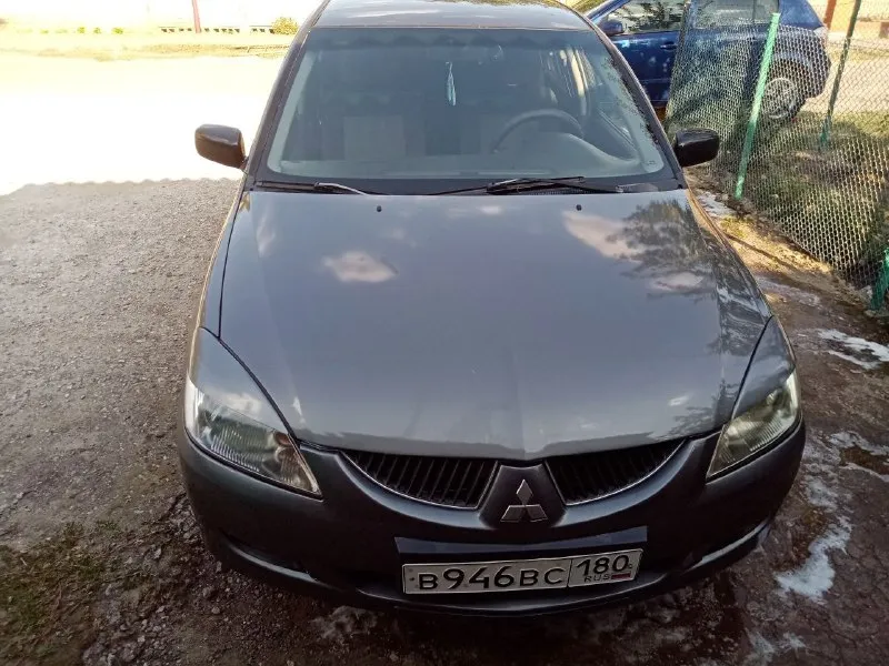 Донецк. mitsubishi 9, на газу 550 000 руб. модель:lancer тип кузова:седан год выпуска:2005 пробег:200000 км коробка передач:механическая объём двигателя:1.6 см3 вид топлива:бензин/газ мощность:98 л. с. машина в отличном состоянии. капитальный ремонт двигателя сделан год назад. ходовка новая. газовое оборудование зарегистрировано. гаражное хранение. технически не требует вложений. привод передний. электростеклоподъемники, кондиционер. я владелец 6 лет. +79493677424 артур. - фотография - 2