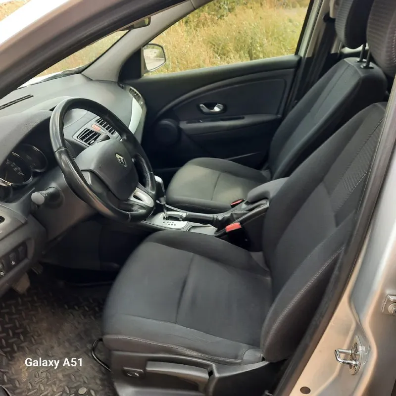 Продам renault флюенс 2010г 2.0 138 л. с сборка турция. кузов оцинкован. климат котроль 2х зонный, подогрев передних сидений, датчик дождя, датчик света. пробег 197т. км обслуживалась в официальном дилерском центри есть все подтверждающие документы за 10лет. 800т. р.не бита, в родной краске, вложений не требует, + комлект резины. г. мариуполь. тел +79495132346 📲 tg: владимир 📞 звоните: +7(949)5132346 - фотография - 6
