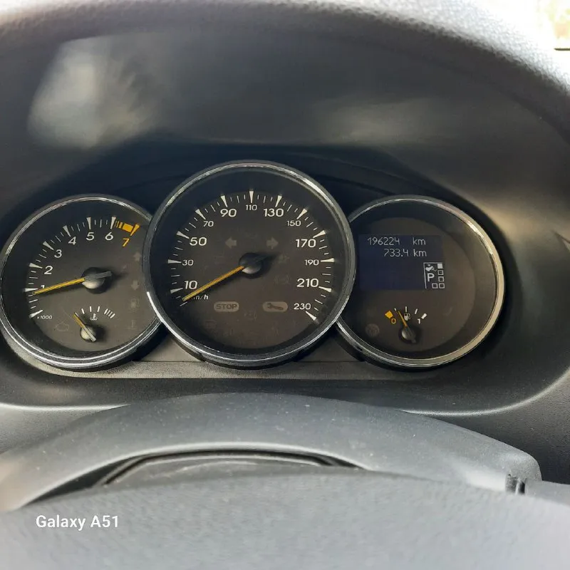 Продам renault флюенс 2010г 2.0 138 л. с сборка турция. кузов оцинкован. климат котроль 2х зонный, подогрев передних сидений, датчик дождя, датчик света. пробег 197т. км обслуживалась в официальном дилерском центри есть все подтверждающие документы за 10лет. 800т. р.не бита, в родной краске, вложений не требует, + комлект резины. г. мариуполь. тел +79495132346 📲 tg: владимир 📞 звоните: +7(949)5132346 - фотография - 9