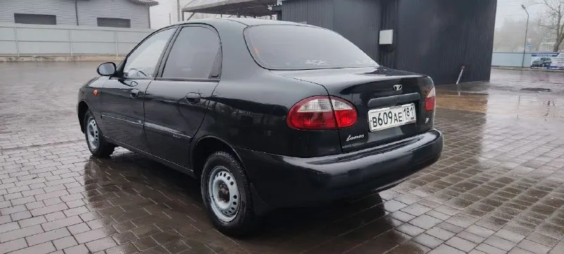 Продам дэу ланос 2008 г. в в идеальном состоянии с родным пробегом 152 тыс. км! авто в родном окрасе, без единого рыжика, дно идеал, двигатель работает отлично, ходовая без нареканий, салон отличный. установлена 2 ух стороняя сигнализация, хорошая аудио система, новая зимняя резина. у автомобиля один хозяин за все время. документы в порядке и готовы к переоформлению. авто находится в г мариуполь цена 320 000 тыс. руб +79495524307 - фотография - 6