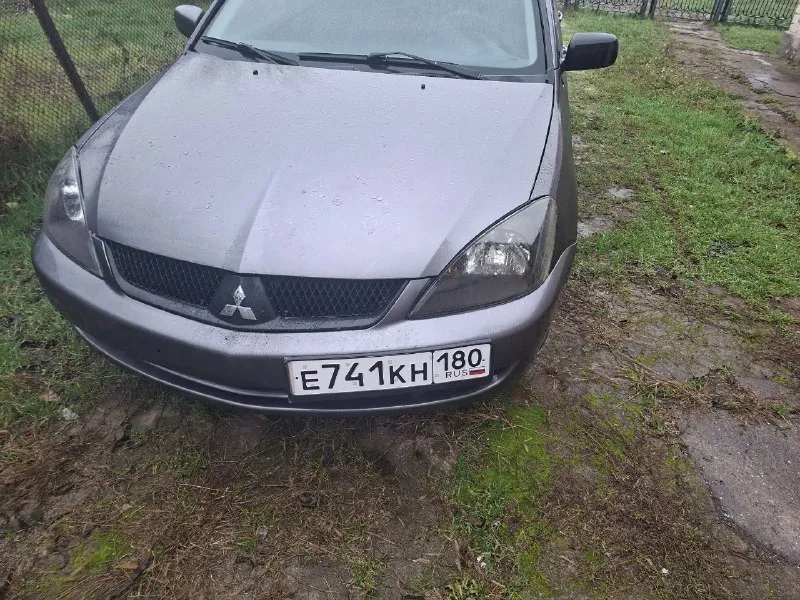 Mitsubishi lancer 9 1.6 автомат подымливает по кузову есть нюансы примята водительская дверь. коробка работает отлично. сигнализация, авто запуск, стеклоподъёмники, подогрев сидений, камера заднего вида, планшет. штрафов, арестов нету. цена 230т. ₽ без торга. от собственника +79497302617 📞 звоните: +7(949)7302617 - фотография - 4