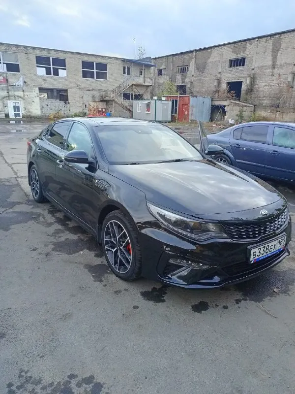 Продам kia optima 2019г, пробег 156.000 км родного пробега. автомат, мотор 2.4, в самой полной комплектации, адаптивная led оптика, круиз-контроль, панорамная крыша, музыка harman/kardon, бесключевой доступ, датчики давления в шинах, подогрев всех сидений и вентиляция, память сидений, камера 360°, электро ручник, датчик дождя и света и тд. я собственник. авто в хорошем состоянии цена 1.900.000 торг у авто тел: +79499786100 - фотография - 2