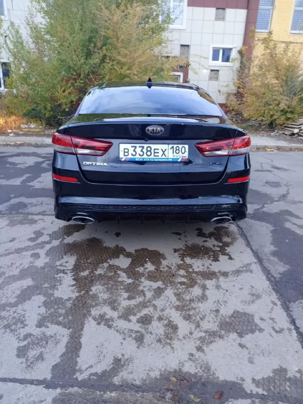 Продам kia optima 2019г, пробег 156.000 км родного пробега. автомат, мотор 2.4, в самой полной комплектации, адаптивная led оптика, круиз-контроль, панорамная крыша, музыка harman/kardon, бесключевой доступ, датчики давления в шинах, подогрев всех сидений и вентиляция, память сидений, камера 360°, электро ручник, датчик дождя и света и тд. я собственник. авто в хорошем состоянии цена 1.900.000 торг у авто тел: +79499786100 - фотография - 3