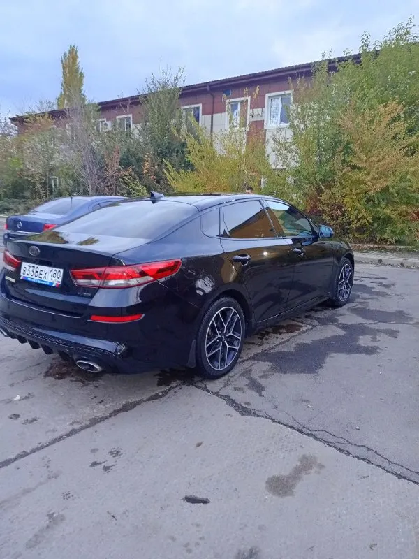 Продам kia optima 2019г, пробег 156.000 км родного пробега. автомат, мотор 2.4, в самой полной комплектации, адаптивная led оптика, круиз-контроль, панорамная крыша, музыка harman/kardon, бесключевой доступ, датчики давления в шинах, подогрев всех сидений и вентиляция, память сидений, камера 360°, электро ручник, датчик дождя и света и тд. я собственник. авто в хорошем состоянии цена 1.900.000 торг у авто тел: +79499786100 - фотография - 5