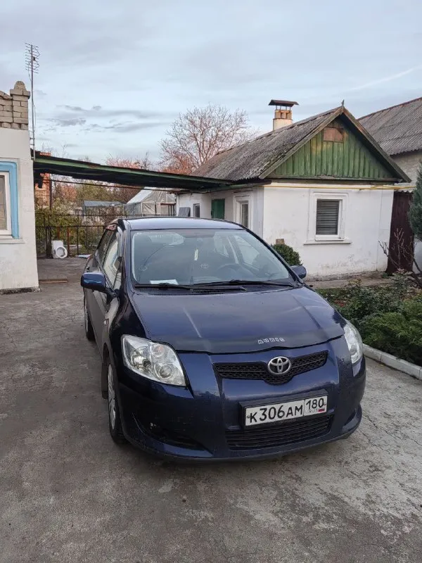 Продам toyota auris. машина в хорошем состоянии, 1 владелец по птс. обслужена от а до я. без дтп. пр... - фотография