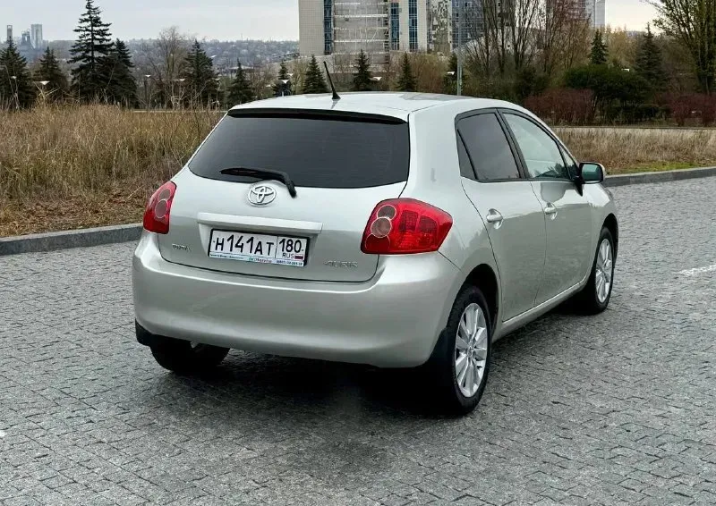 Toyota auris год 2008 объем : 1.6 ⛽️ бензин лошадиных сил : 124 💪 коробка автомат 🔥🔥🔥 привод передний пробег : 174 тысяч километров 4-электро стекло подъемника бесключевой доступ заводиться с кнопки ( стартстоп ) подогревы передних сидений электро регулировка зеркал центральным замок линзовая оптика подогрев заднего стекла и боковых зеркал коробка полностью обслужена на пробеге 170 тысяч км также замена свечей, всех жидкостей и фильтров. готова к любым проверкам на вашем сто юридически чистая / продажа с переоформлением в мрэо цена : 790.000 торг возможна покупка в кредит !!! евгений +7 (949) 378-43-53 г. донецк 📞 звоните: +7(949)3784353 📞 звоните: +7(949)3784353 - фотография - 3