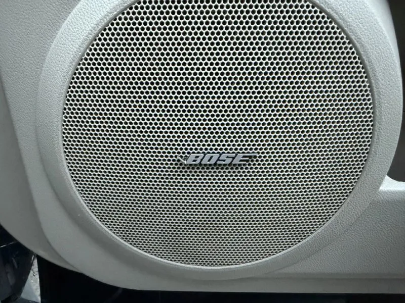 Продам mazda cx7 год: 2008 мотор: 2.3 мощность: 238 л. с. тип топлива: бензин коробка: автоматическая (6 ст) привод: полный комплектация: максимальная учет: рф цена: 970 000 рублей авто в хорошем состояние, вложений не требует, 3 года в одних руках, полностью обслужен, двигатель, коробка, ходовая. авто в донецке. полная комплектация: - kлимaт-контpoль - подoгревы cидeний передних - эл. регулировка сидений - кожаный салон - зеркало с регистратором - круиз-контроль - бесключевой доступ - мульти руль - датчик света и дождя - люк - аудиосистема bose - противоугонная система "ворон глаз" - два комплекта резины r18/55/255 остальные вопросы по телефону 📲 тел: +79493037943 телеграмм на том же номере. - фотография - 9