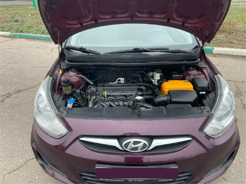 🇰🇷 hyundai solaris 2011г🇰🇷 официал авто в идеальнейшем состоянии вложений не требует никаких от слова совсем не стучит и не гремит, двигатель бензиновый 1.6 работает ровно не троит не дымит пробег 171.000км, коробка механика щелкает идеально не выбивает и не закусывает, ходовая часть взбитая как мячик, салон чистый опрятный не прокуренный, магнитола aux-bt-usb, эл-зеркала, эл-стеклоподъемники, подогрев зеркал, подогрев сидений, кондиционер рабочий холодит заправлять ничего не нужно, сигнализация, комплект 2 ключа, сервисная книжка, готов на любые проверки с вашей стороны и за ваш счет!!! по документам автомобиль чист от а до я! все документы на руках и готовы к переоформлению в мрэо!!! продажа как по дкп так и полное сопровождение в мрэо до конца сделки!!! цена 785.000₽ торг реальному клиенту!!! +79496137219 иван осмотр г. донецк 📞 звоните: +7(949)6137219 - фотография - 9