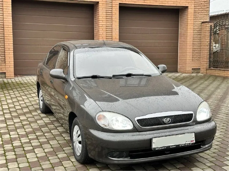 Состояние нового, минимальный пробег заз шанс (део ланос) год выпуска - 2012 пробег - 49 тысяч окрасы - отсутствуют; дтп - отсутствуют птс - оригинал (2 записи) остекление - все стекла заводские включая лобовое (без дефектов) комплектация : кондиционер, гур, стеклоподъемники, подогревы седений (заводские), магнитофон, серв. книжки, 2 ключа. об автомобиле: состояние отличное, весь в заводском окрасе, родной пробег 49 тысяч подтвержден всеми сервисами, состояние кузова, техники и салона соответствует пробегу ! долгое время стоял в отапливаемом гараже! после выезда по рекомендации сто было заменено : масло в двс (объем 1.3) масло в кпп, комплект сцепления, антифриз, ремень грм, прокладки, сальники, установлен новый акб и новые led лампы, автомобиль чист по документам, готов к переоформлению. на данный момент автомобиль обслужен от и до, вложений не требует, полностью готов под нового владельца, стоимость данного автомобиля 385 тысяч рублей, торг у капота! осмотр в донецке +79494815929 vin y6dtf698kc0312206 - фотография - 4