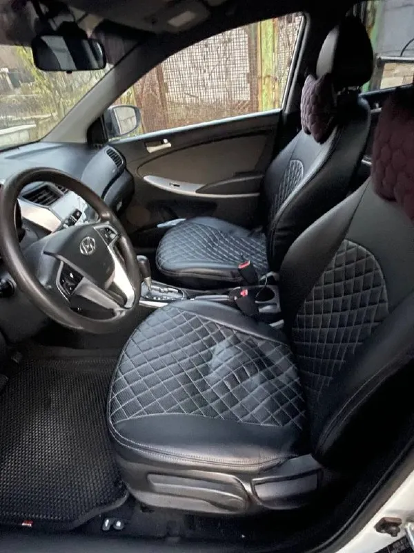 Hyundai solaris - 2011 +79495303468 павел осмотр горловка автомат 1.6 210 000 пробег мультируль, подогрев всех зеркал, передних сидений, 4 стеклоподъемника, сзади парктпоники, хорошая магнитола и музыка, все работает без проблем. есть моменты по лпк и трещина на лобовом стекле. 780 000 цена. новая зима резина 📞 звоните: +7(949)5303468 - фотография - 5