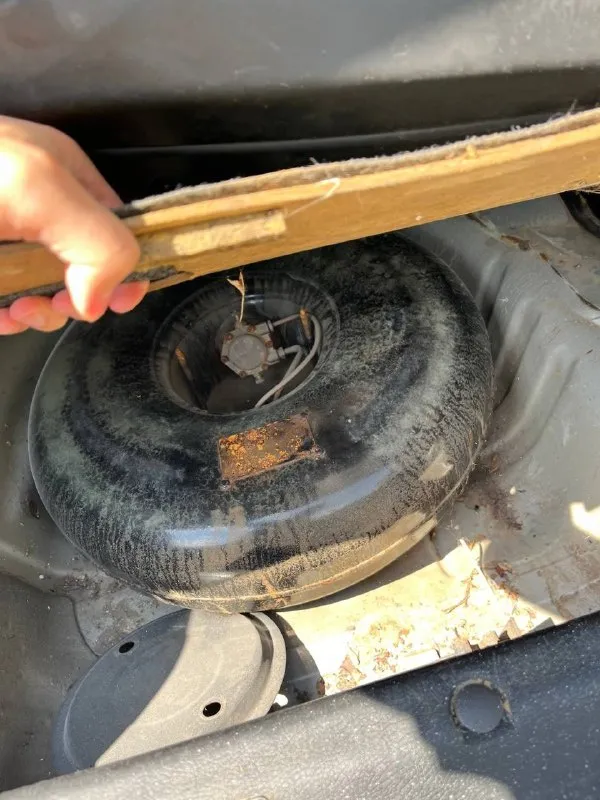 ✅ sens ✅год выпуска:2006 ✅оригинальный пробег:106.000км ✅газ вписан в тс ✅ стеклоподъёмники ✅двигатель работает отлично. 👌 ✅коробка передач механика переключает без нареканий 👍 ✅ходовая без нареканий ✅2 комплекта резины ✅цена 290₽ тысяч рублей (торг) ✅осмотр город донецк ✅телефон: +79493268491 - фотография - 7