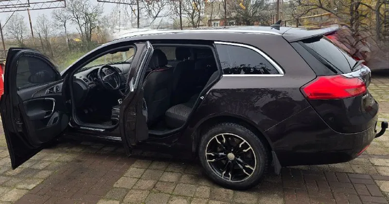 Срочно !!! продам! 950000💰- торг. opel insignia - 2л турбо-дизель. 2011г, по всем вопросам звоните, отвечу по телефону: +79496249045 - фотография - 5