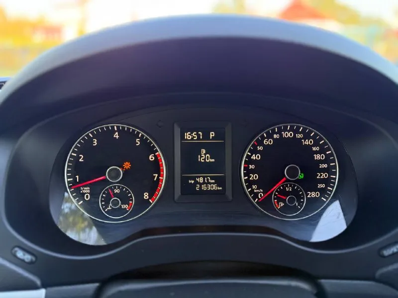 🇩🇪 Volkswagen jetta

💰Цена: 930 000р.
🏢Город: мариуполь
📅Год выпуска: 2013
🧾Пробег: 216 300 км.
⚙️Двигатель: 1.4 122 л. С.
⛽Топливо: бензин
⚙️Кпп: автомат

📞 Телефон:

+7-949-727-41-51
+7-949-551-91-52
+7-989-263-55-56

💾 Описание:оцинкованный кузов.
✅ Оригинальный пробег.
✅ Техническая часть на 5+

✅ Проведено то, заменено масло kixx 5w40 pao, фильтра, свечи, тормозные колодки, щетки дворников.

Двигатель едет шикарно, без расхода масла. Акпп обслужена, работает идеально. Ходовая без посторонних звуков, мягкая.

❄️ Двухзонный климат-контроль (холодит шикарно), подогрев сидений (3 режима), датчик света, датчик дождя, омыватель фар, усилитель руля, abs, 6 подушек безопасности, полный электропакет, два ключа.

Улица шевченко 2️⃣6️⃣9️⃣

🏦 Возможна продажа в кредит по двум документам. - фотография - 9