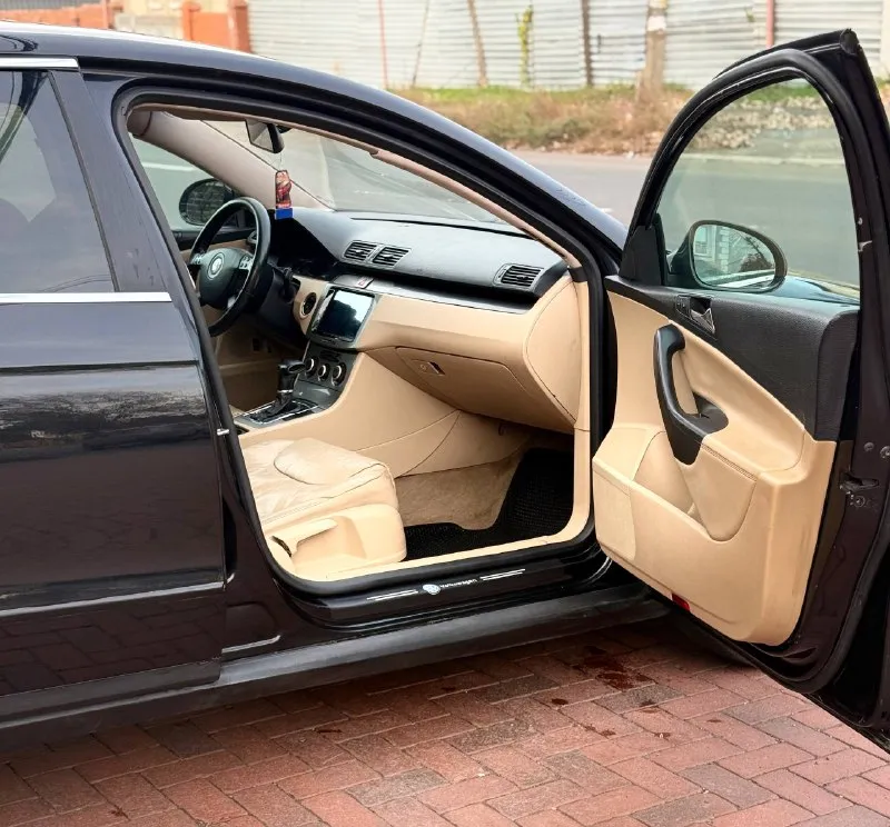 Volkswagen passat b6 2.0 tsi полная комплектация!
Passat b6 2006 года машина полностью обслужена и в отличном техническом состоянии
2.0 Tsi
Автомат
Полная комплектация
Кожаный салон
Подогрев передних сидений
Круиз-контроль
Мультируль
Парктроники спереди и сзади
Электропривод зеркал и сидений
Световой и дождевой датчик
Аудиосистема с bluetooth / aux
Литые диски, хорошая резина
Продажа от собственника!
Все остальные вопросы по телефону! Цена: 765.000(торг)
Контакт: +79494453530
Осмотр: донецк
📲 Tg: @ku4eryviy001
📞 Звоните: +7(949)4453530 - фотография - 7