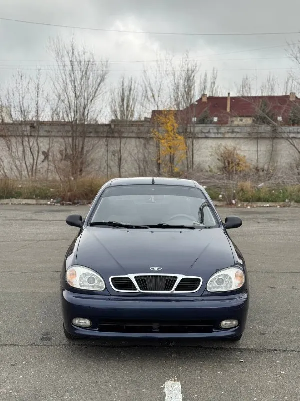 Продам daewoo lanos ( ланос )польской сборки автомобиль находится в одних руках с автосалона ! год выпуска- 2006 пробег -192.000 тыс км объем двигателя -1.5. на автомобиле установлен газ 4-поколения, форсунки “hana”❗️❗️❗️ комплектация: -гур -передние стеклоподъемники -установлена линзованая оптика( светят очень хорошо !) -фаркоп сделана шумоизоляция дверей❗️ на машине имеется выход 220w❗️ все стекла родные. ❗️ в автомобиле делать ничего не нужно, от слова совсем, сел и поехал❗️❗️❗️ машина обслуживалась своевременно. 1000 км назад была сделана замена масла в двигателе, в гур, поменял антифриз с радиатором !!! не путайте с шевроле ланосом)) автомобиль стоит уже на 180 регионе ! продажа от собственника ! комплект летней резины в подарок переоформление без проблем. цена 450.000 тыс рублей все дополнительные вопросы по телефону: +79495219479 - фотография - 5