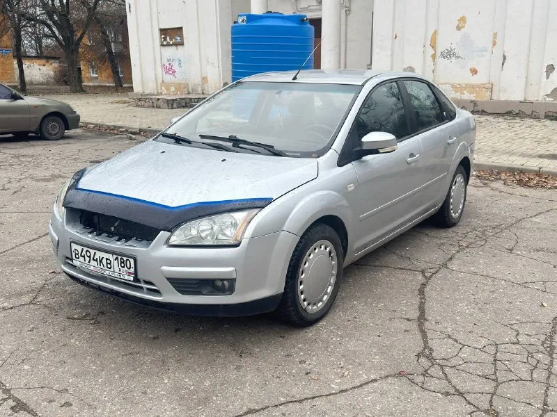 Ford фокус 2006 года в норм рабочем состоянии 1.6 автомат мотор коробка все отлично по документам то... - фотография