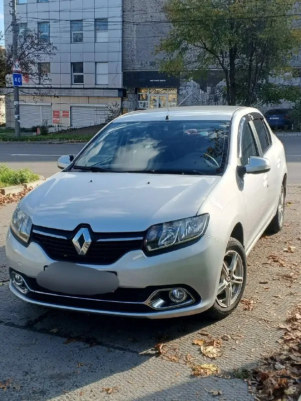 Renault логан 2014года, 2 владельца, не крашен, гаражное хранение. пробег оригинальный 127000км. , л... - фотография