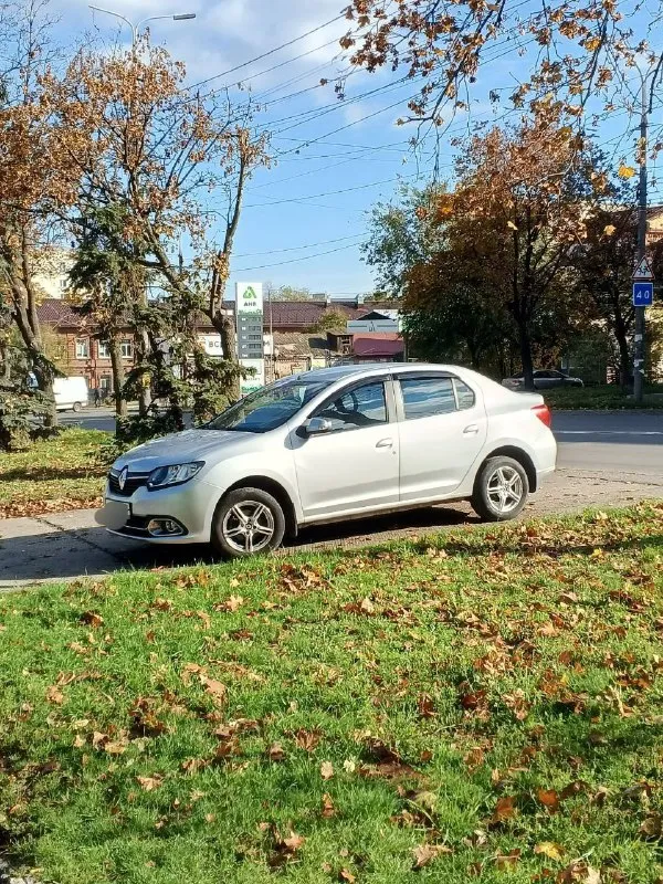 Renault логан 2014года, 2 владельца, не крашен, гаражное хранение. пробег оригинальный 127000км. , любые проверки.899000₽ +79496145630 📲 tg: игорь 📞 звоните: +7(949)6145630 - фотография - 2