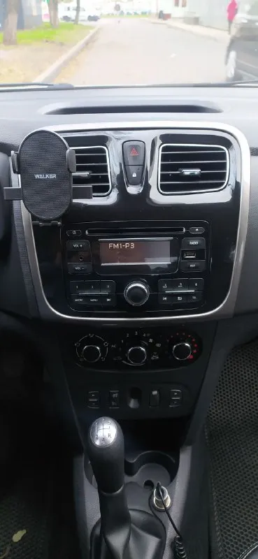 Renault логан 2014года, 2 владельца, не крашен, гаражное хранение. пробег оригинальный 127000км. , любые проверки.899000₽ +79496145630 📲 tg: игорь 📞 звоните: +7(949)6145630 - фотография - 3