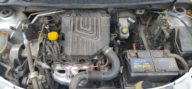 Renault логан 2014года, 2 владельца, не крашен, гаражное хранение. пробег оригинальный 127000км. , любые проверки.899000₽ +79496145630 📲 tg: игорь 📞 звоните: +7(949)6145630 - фотография - 8