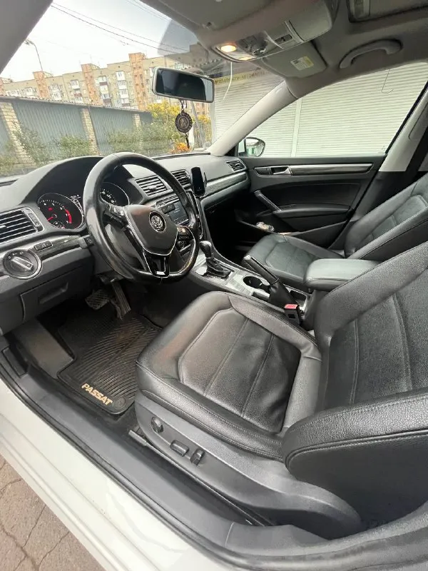 Продам: volkswagen passat b7 2016
Двигатель:1.8 tsi gen 3
6Ст aisin
Пробег: 153000км
-Датчик света
-Датчик давления в шинах
-Камера заднего вида
-Электро привод стёкол
-Двухзонный климат контроль
-Электро привод переднего сиденья
-Подогрев сидений
-Громкая связь
-Bluetooth, usb, aux, carplay
Машина очень динамичная, резвая, но и приятная по расходу!
Коробка не пинает, отлично работает !
Масло не ест, от замены до замены.
Салон в отличном состояние
Вся обслуженная, звоните, расскажу что делал!
По документам полный порядок.
Г. Макеевка
Цена 1.670 000 торг
📞 +79497129165
📲 Tg: @gryz_li
📞 Звоните: +7(949)7129165 - фотография - 10