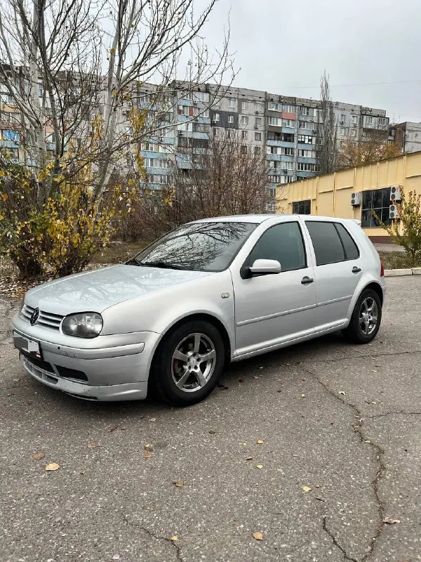 Продам volkswagen golf 4
1998 Г. В
Двигатель 1.4 16 клапанный, после кап. Ремонта.
Кпп 5ст.
С документами полный порядок.
Технически в хорошем состоянии, ходовая збитая, не гремит, двигатель и кпп без нареканий, салон в хорошем состоянии, по кузову ровненькая, есть не критические нюансы по лкп, комплектация: гидроусилитель руля, передние эсп, абс, кондиционер, парктроники, сигнализация starline с автозапуском.
Диски r15, резина в отличном состоянии.
Цена: 345.000 тыс. Р + торг
Осмотр г. Макеевка
Тел. +79496179518
📞 Звоните: +7(949)6179518 - фотография - 1