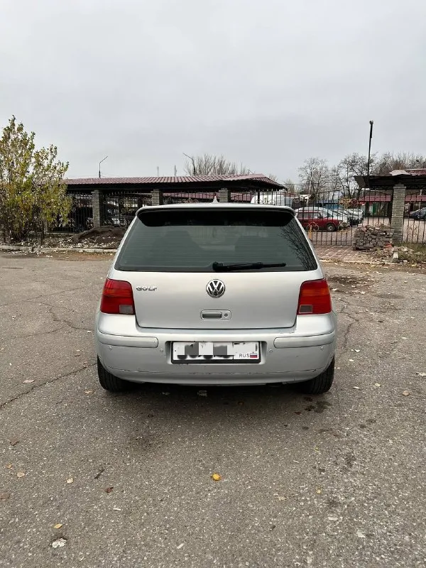 Продам volkswagen golf 4
1998 Г. В
Двигатель 1.4 16 клапанный, после кап. Ремонта.
Кпп 5ст.
С документами полный порядок.
Технически в хорошем состоянии, ходовая збитая, не гремит, двигатель и кпп без нареканий, салон в хорошем состоянии, по кузову ровненькая, есть не критические нюансы по лкп, комплектация: гидроусилитель руля, передние эсп, абс, кондиционер, парктроники, сигнализация starline с автозапуском.
Диски r15, резина в отличном состоянии.
Цена: 345.000 тыс. Р + торг
Осмотр г. Макеевка
Тел. +79496179518
📞 Звоните: +7(949)6179518 - фотография - 5