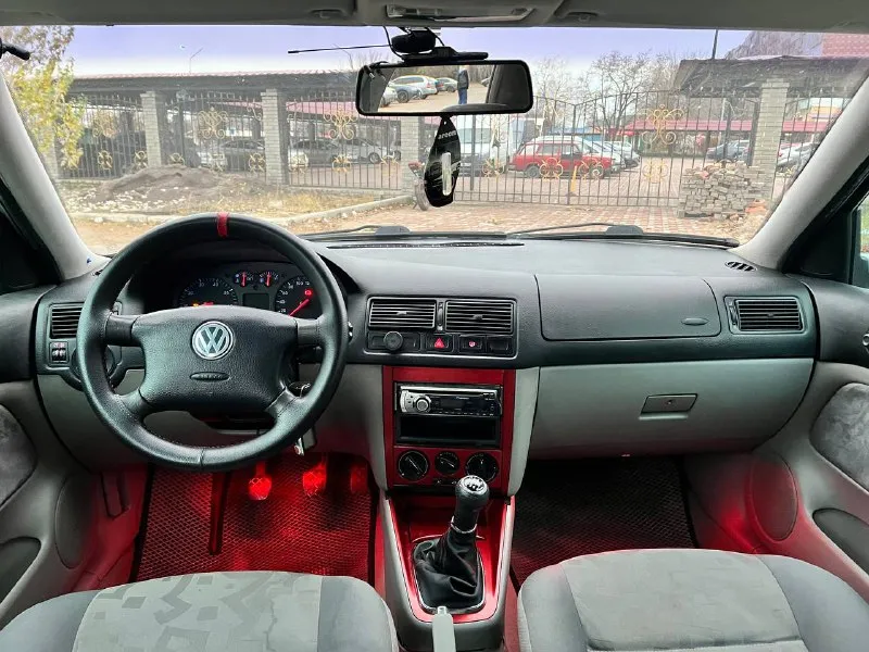 Продам volkswagen golf 4
1998 Г. В
Двигатель 1.4 16 клапанный, после кап. Ремонта.
Кпп 5ст.
С документами полный порядок.
Технически в хорошем состоянии, ходовая збитая, не гремит, двигатель и кпп без нареканий, салон в хорошем состоянии, по кузову ровненькая, есть не критические нюансы по лкп, комплектация: гидроусилитель руля, передние эсп, абс, кондиционер, парктроники, сигнализация starline с автозапуском.
Диски r15, резина в отличном состоянии.
Цена: 345.000 тыс. Р + торг
Осмотр г. Макеевка
Тел. +79496179518
📞 Звоните: +7(949)6179518 - фотография - 6
