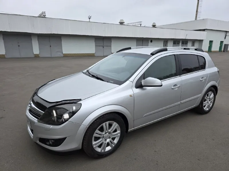 В продаже opel astra h 2008 года выпуска 1.6л - бензин - 5 ступеней кузов - хэтчбек 5 дверей автомоб... - фотография