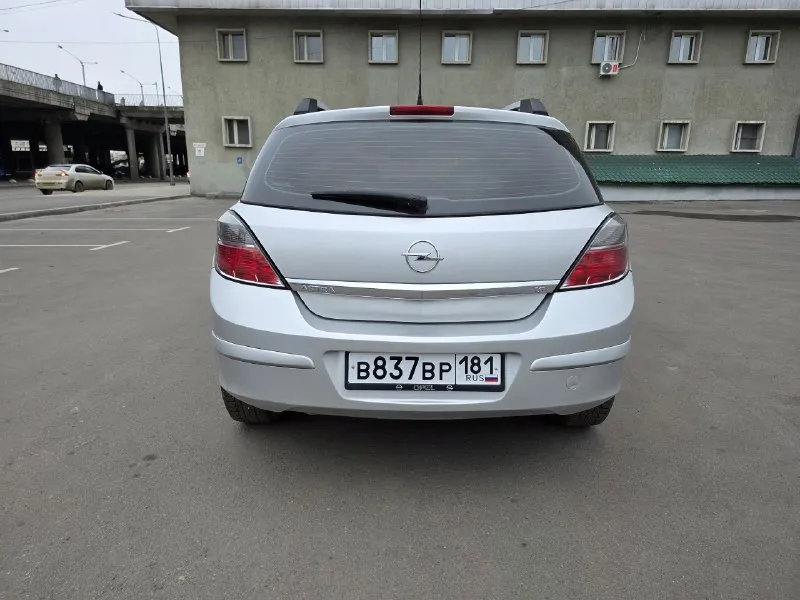 В продаже opel astra h 2008 года выпуска 1.6л - бензин - 5 ступеней кузов - хэтчбек 5 дверей автомобиль полностью в родном окрасе, в дтп не участвовал. полностью обслужен, кузов, мотор, коробка, ходовая, салон в идеальном состоянии документы в порядке, любой вид переоформления. два комлекта резины сборка германия цена: 720 000₽ +79591008180 +79591906101 📞 звоните: +7(959)1008180 - фотография - 6