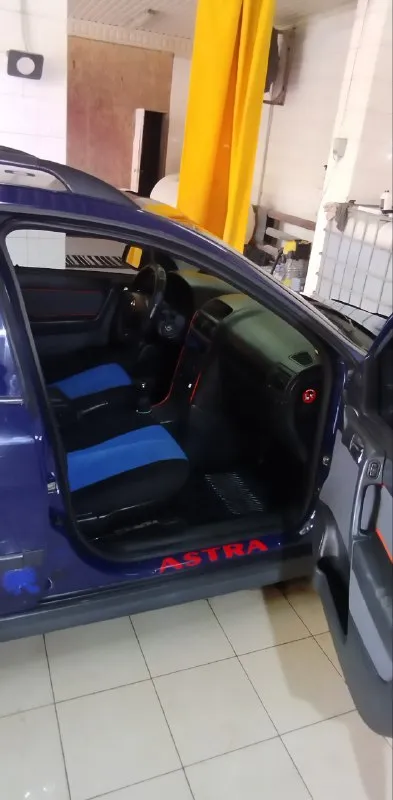 Продам opel астра g. 2.0 dti. 2004 г. в. хорошее состояние. владею авто 5 лет. сигнализация. парктроник. гнили и ржавчины нет. авто уже на зимней резине. цена 400000 тр. торг +79493499857. связь плохая. тг и макс на этом номере 📞 звоните: +7(949)3499857 - фотография - 6