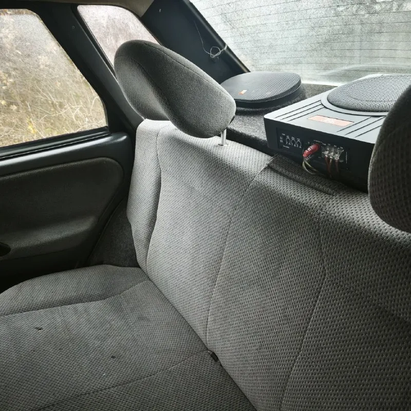 Добрый день, продаю ваз 2115 2010 года. пробег 109,608 тыс/км. бензин. резина "зима" r15, состояние хорошее. салон ухоженный. эксплуатация авто ежедневная. имеются рыжики не критично, и нужна замена ручек дверей. ухоженный автомобиль. недавно была произведена замена сцепления, замена масел в (кпп и двс), радиатора системы охлаждения, гтц с тормозной жидкостью, система выхлопа от паука до крайней банки 51 мм + паук subaru sound, свечей зажигания и выс. проводов, ремней грм и генератора и ролика, водяной помпы. имеется музыка. зеркала "гранта". оптика led. реальным покупателям бонус новая защита картера. цена: 180 тыс. руб. (без торга) +79493126387 - фотография - 7