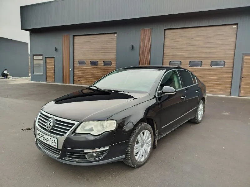 🚗 продам автомобиль wv фольксваген пассат!!! ▶️ год выпуска: 2008г. в. ▶️ объём двигателя: 1.8 акпп!!!! ℹ️ описание: ✅ автомобиль хорошем состоянии. ✅ двигатель, кпп на отлично, ходовая после ремонта. отрабатывает на 100 % ✅ хороший пацанский черный цвет после полировки ✅ салон чистый, ухоженный. в максимальной комплектации (нет люка ) дно, пороги, как новые!!! предоставляю видео обзор автомобиля по требованию! 🏛 юридически автомобиль чист, никаких штрафов и запретов! 💰 цена: 750.000 рублей!!! 🏢 осмотр: г. амвросиевка. по договору могу приехать к вам. ☎ телефон для связи: +79493391770 +79493843262 звоните, пишите!!!телефон работает всегда. ..!!!! на номере телеграмм, вацап - фотография - 1